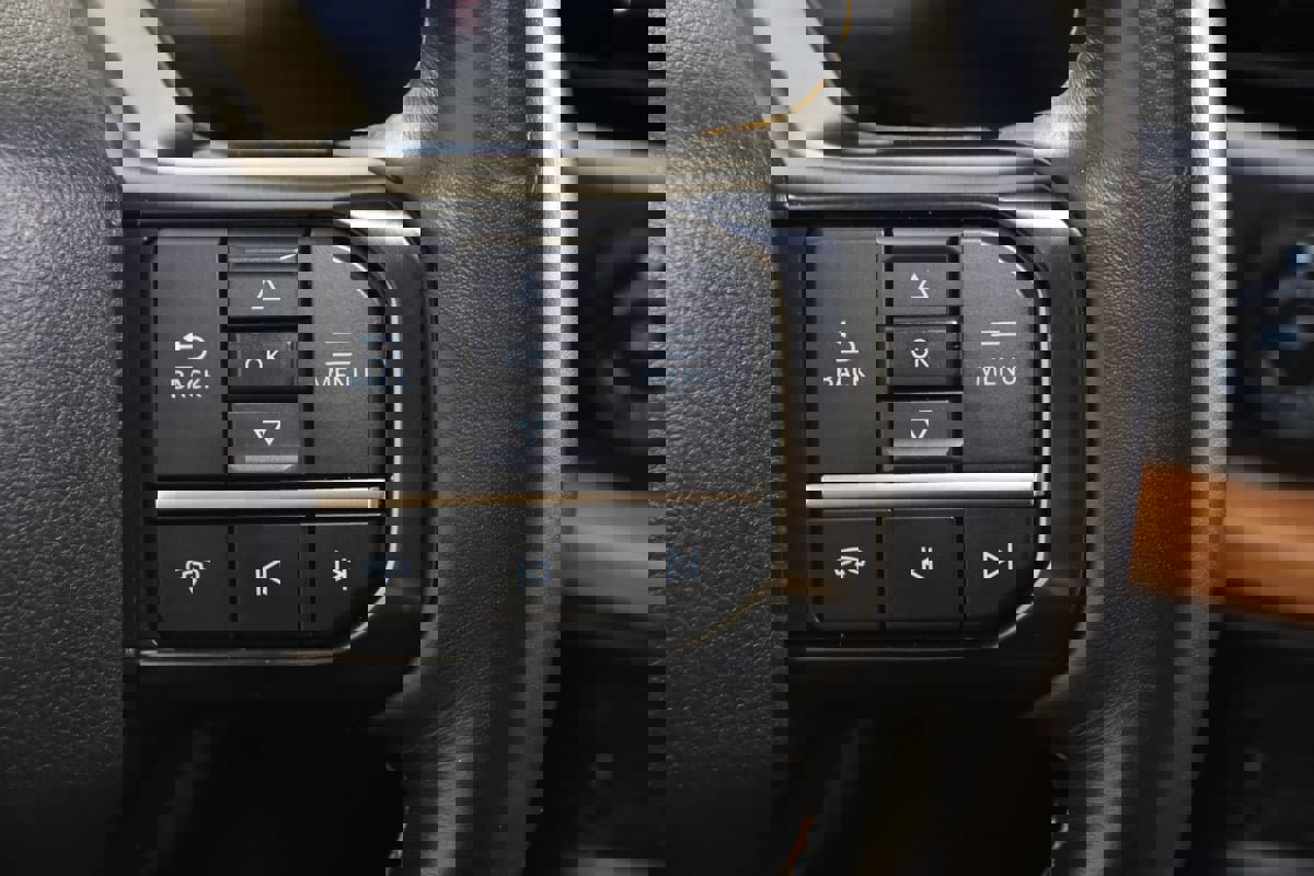 Used 2024 Ford Expedition Max Platinum AWD/4WD image 46