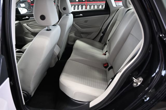 Used 2025 Volkswagen Jetta S image 12