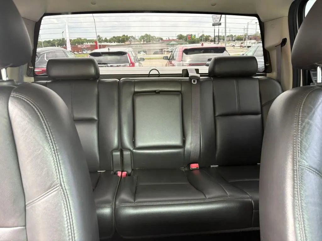 Used 2010 GMC Sierra 1500 SLT w/ All-Terrain Package AWD/4WD image 16