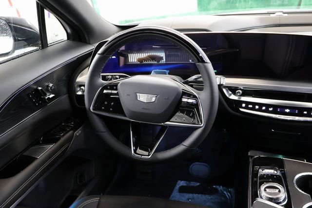 New 2026 Cadillac Lyriq Signature Luxury image 14