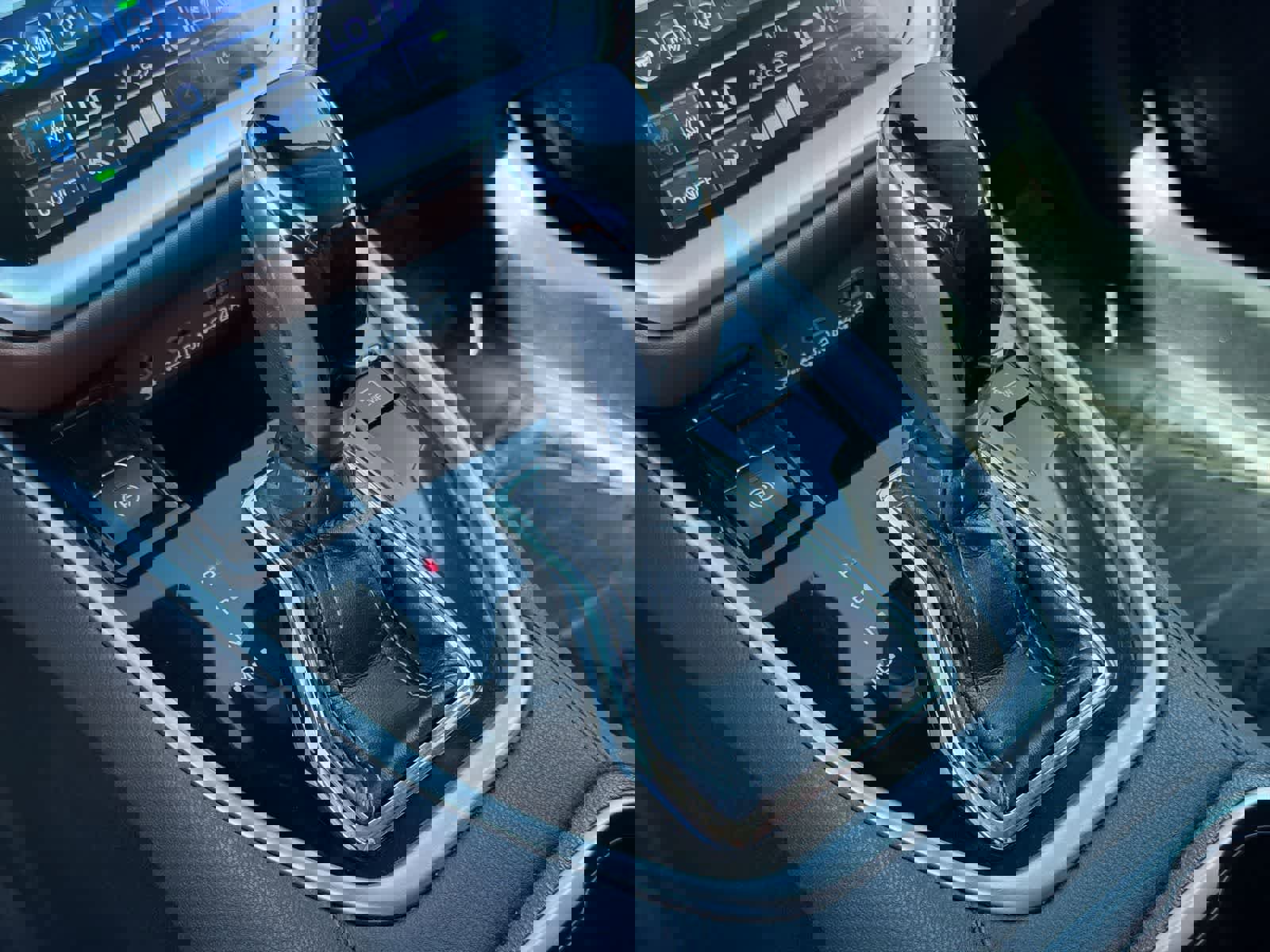 Certified 2023 Subaru Outback Touring XT AWD/4WD image 34