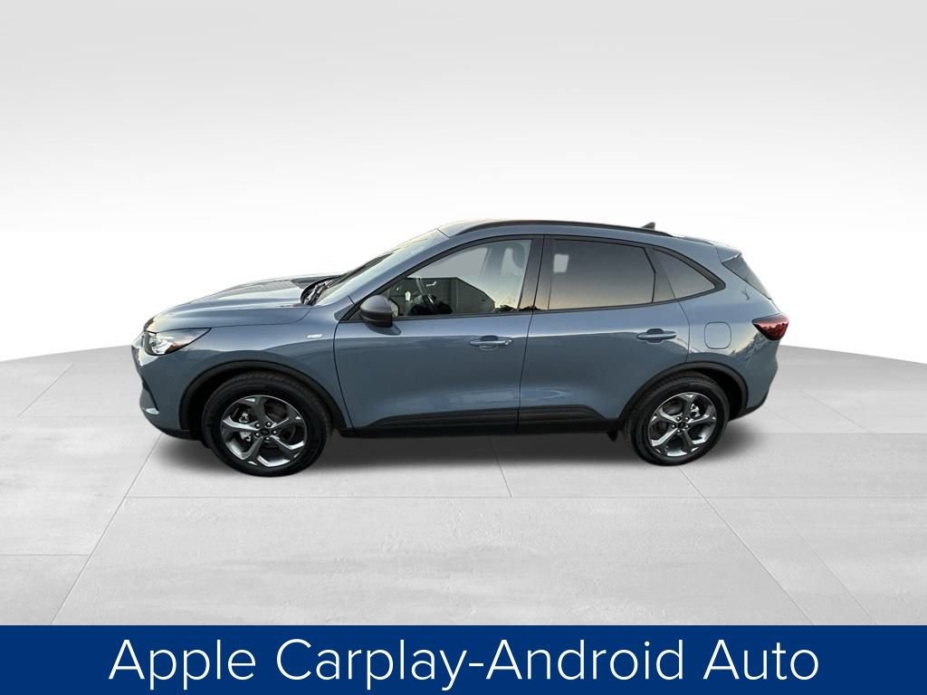 Used 2025 Ford Escape ST-Line w/ Equipment Group 301A image 12