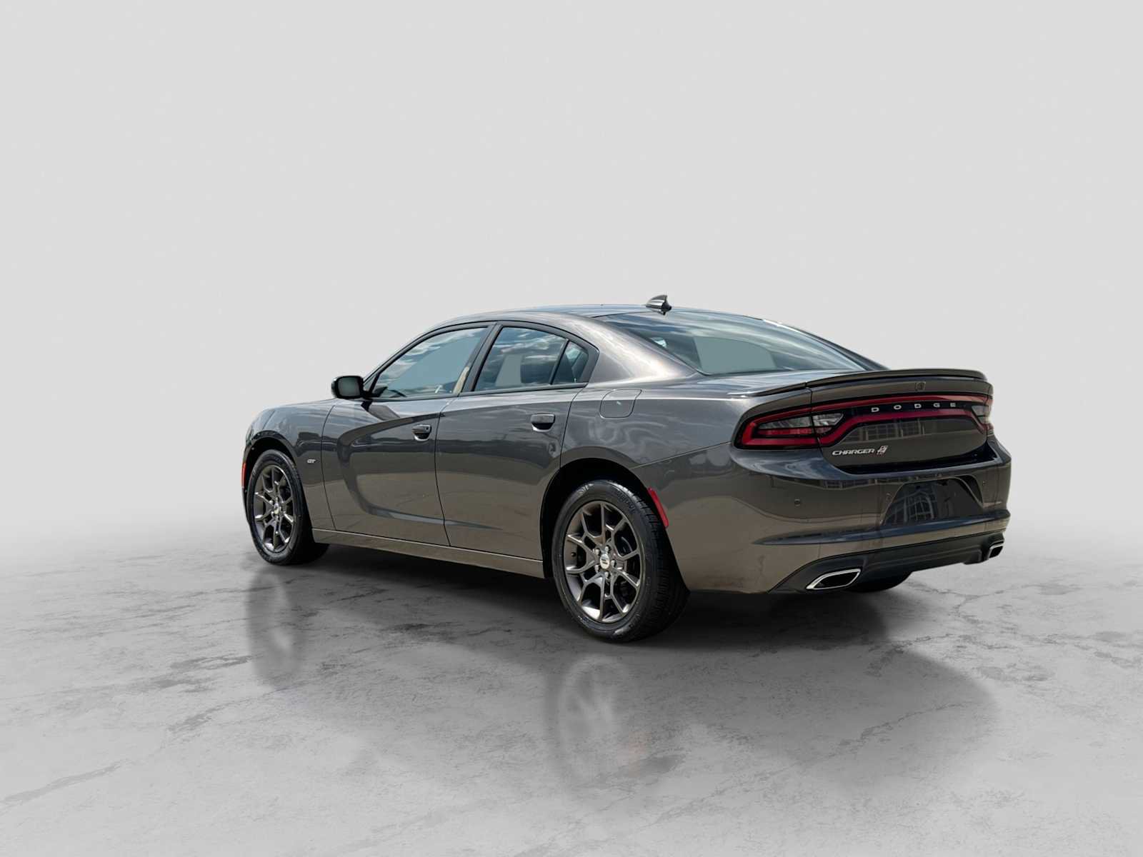 Used 2018 Dodge Charger GT AWD/4WD image 4