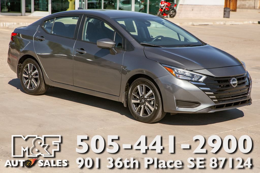 Used 2025 Nissan Versa SV w/ Trunk Package
