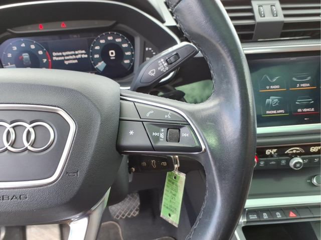 Used 2021 Audi Q3 2.0T Premium image 25
