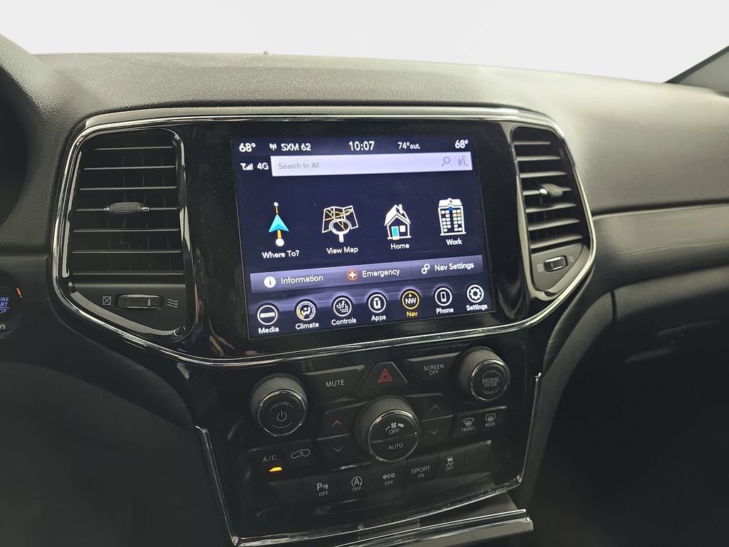 Used 2021 Jeep Grand Cherokee Laredo X image 23