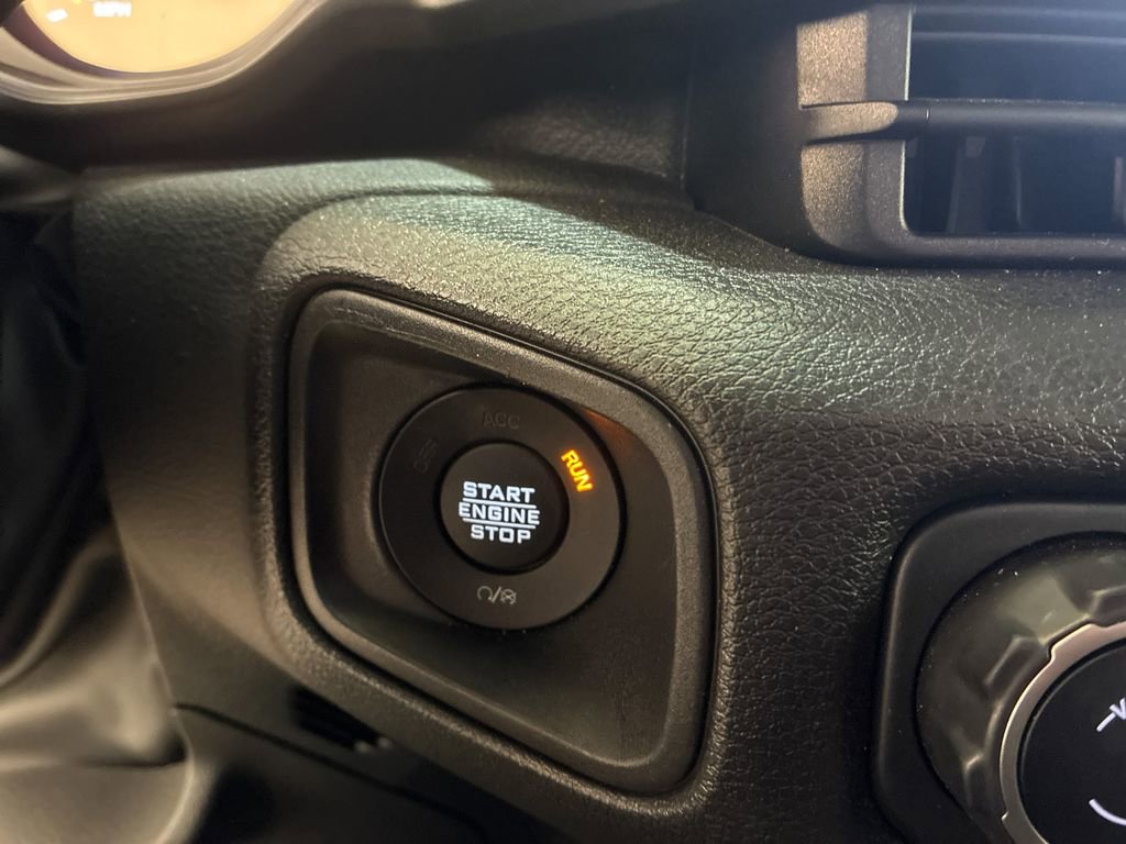 Used 2025 Jeep Wrangler Sport S AWD/4WD image 22