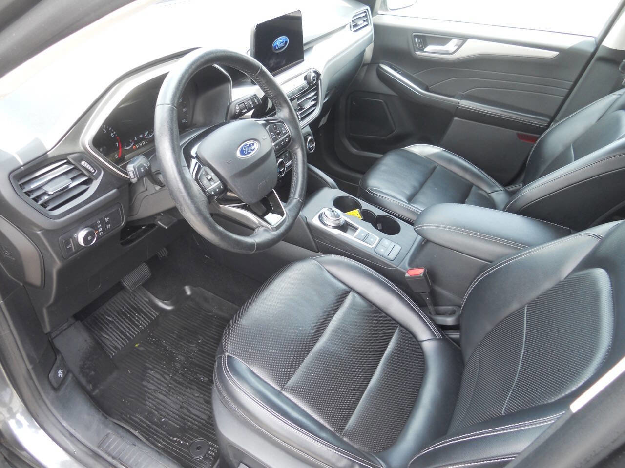 Used 2021 Ford Escape SEL image 12