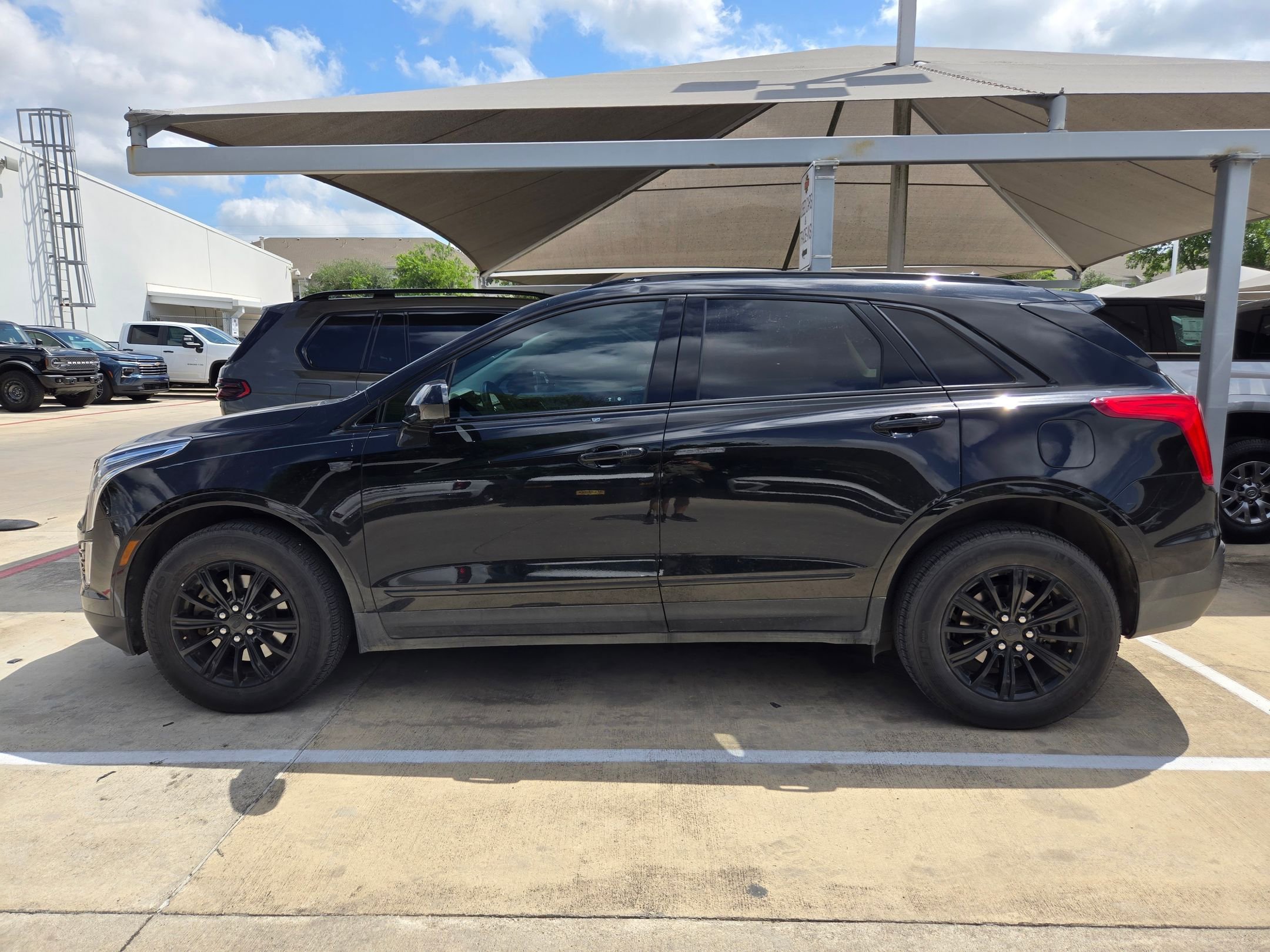 Used 2019 Cadillac XT5 Luxury FWD image 4