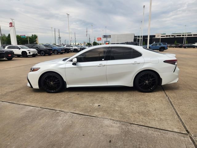 Certified 2021 Toyota Camry XSE FWD image 4