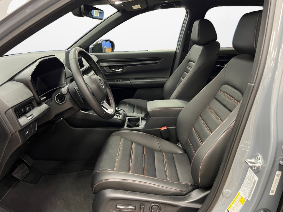 Certified 2026 Honda CR-V Sport-L image 9