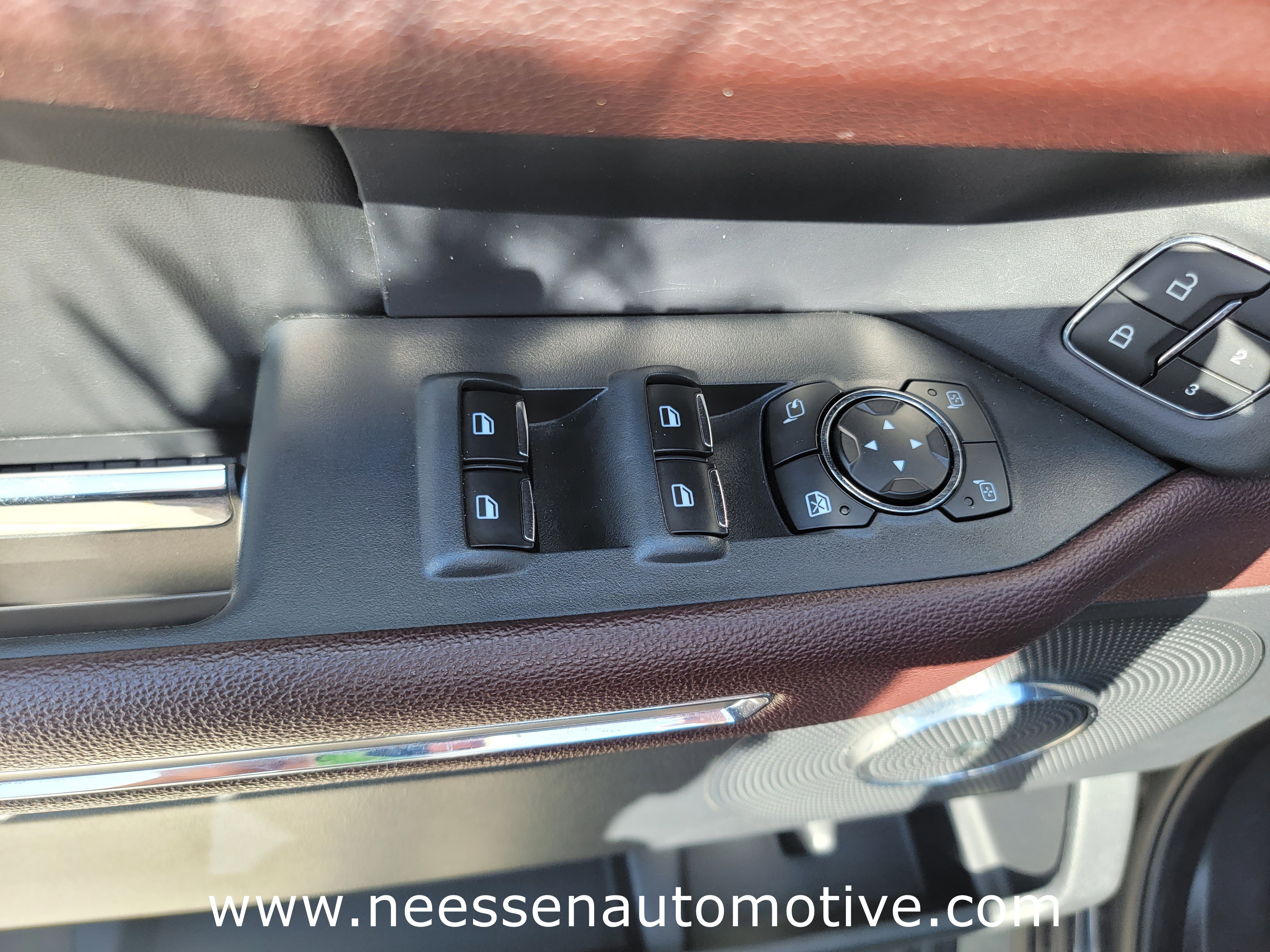 Used 2024 Ford Expedition Limited AWD/4WD image 17