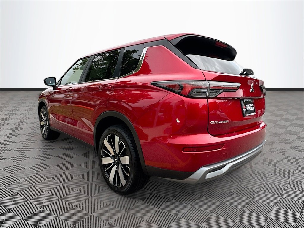 New 2025 Mitsubishi Outlander SE image 7