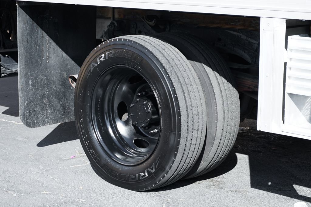 Used 2015 Ford F550 2WD Regular Cab Super Duty image 55