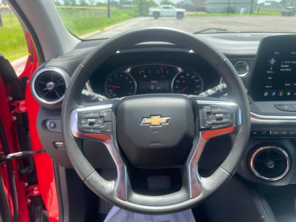 Used 2026 Chevrolet Blazer LT FWD image 26