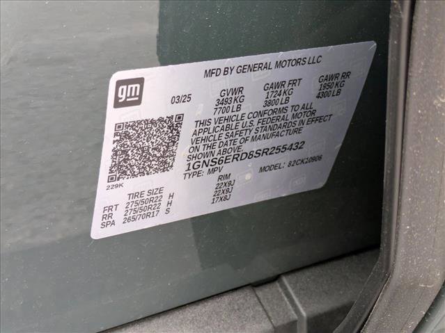 Used 2025 Chevrolet Suburban RST w/ Comfort Package image 22