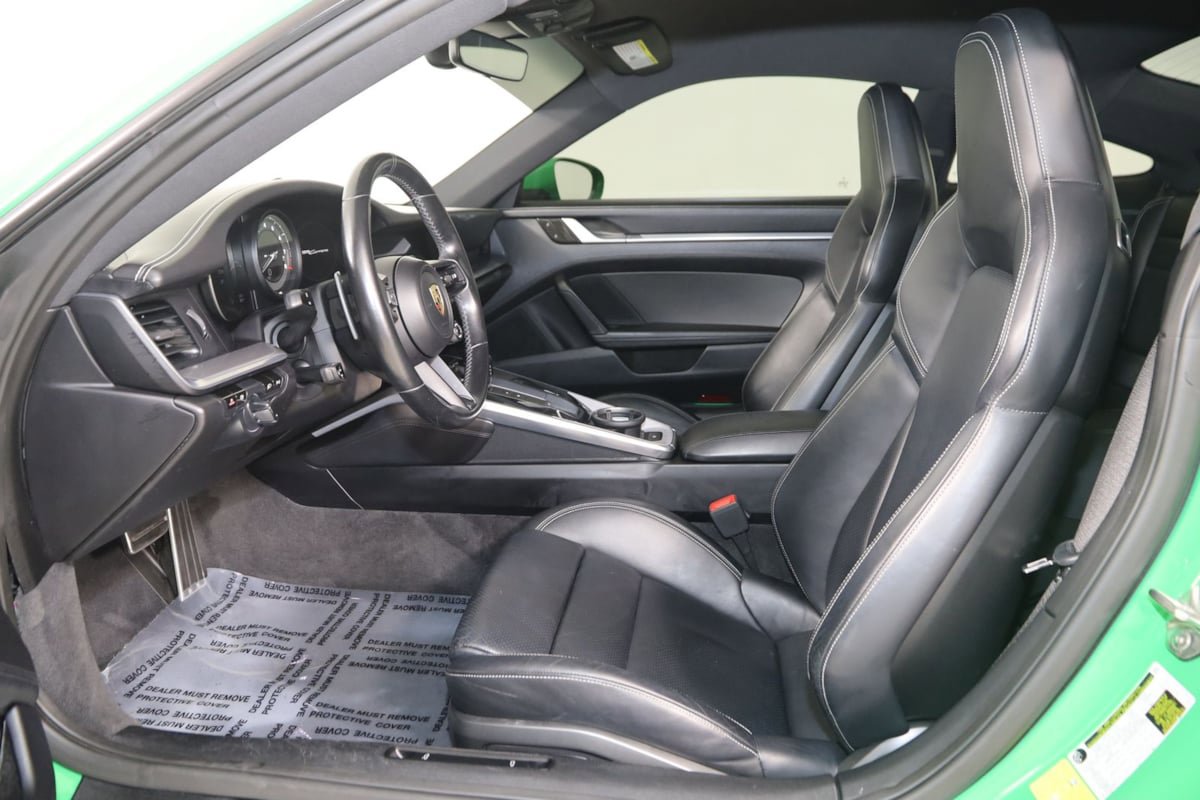 Used 2021 Porsche 911 Carrera RWD image 12