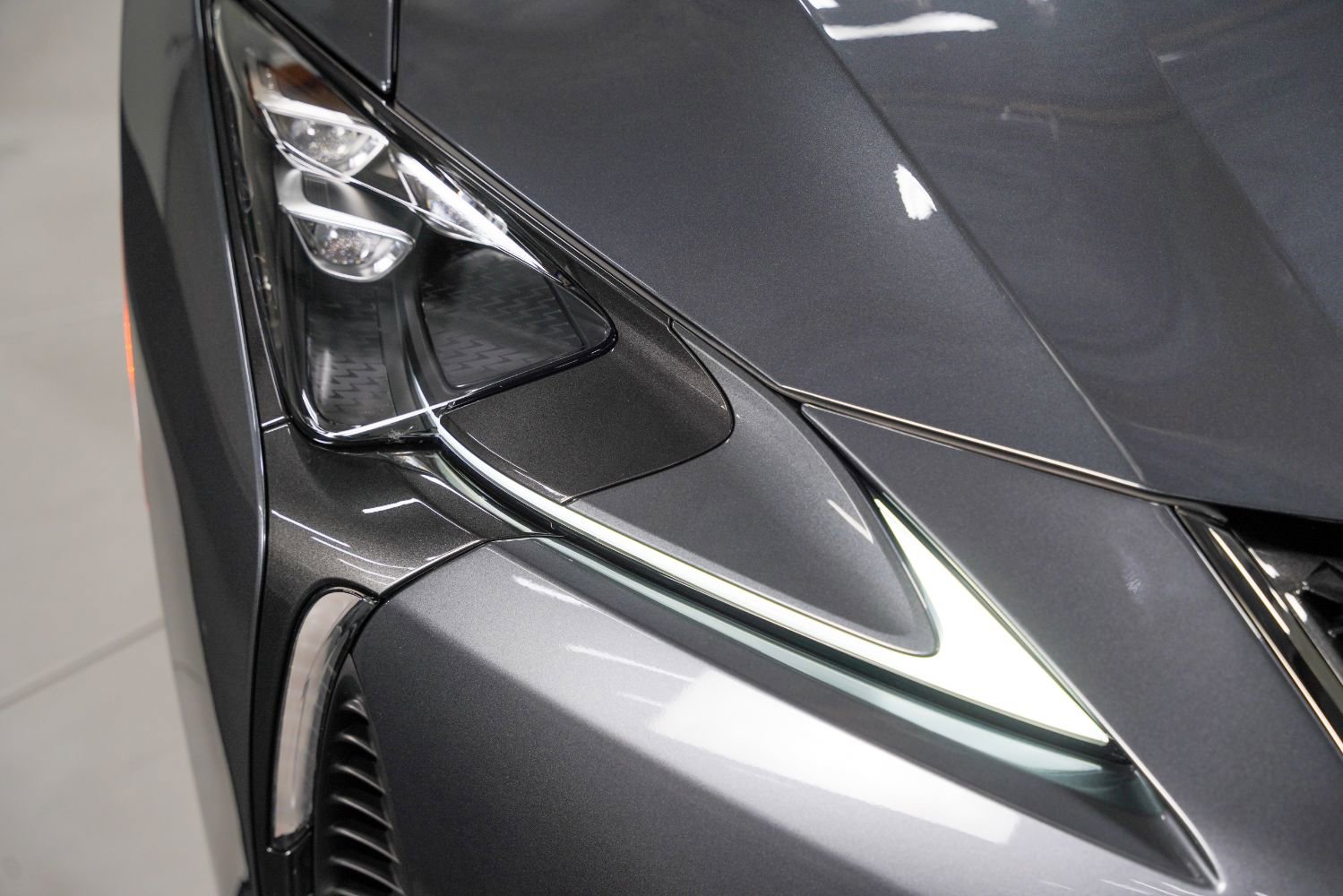Used 2025 Lexus LC 500 Coupe image 12