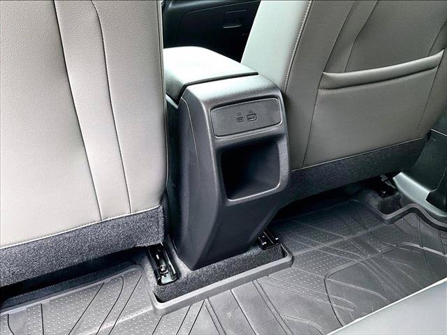Used 2024 Chevrolet Trax ACTIV FWD image 25