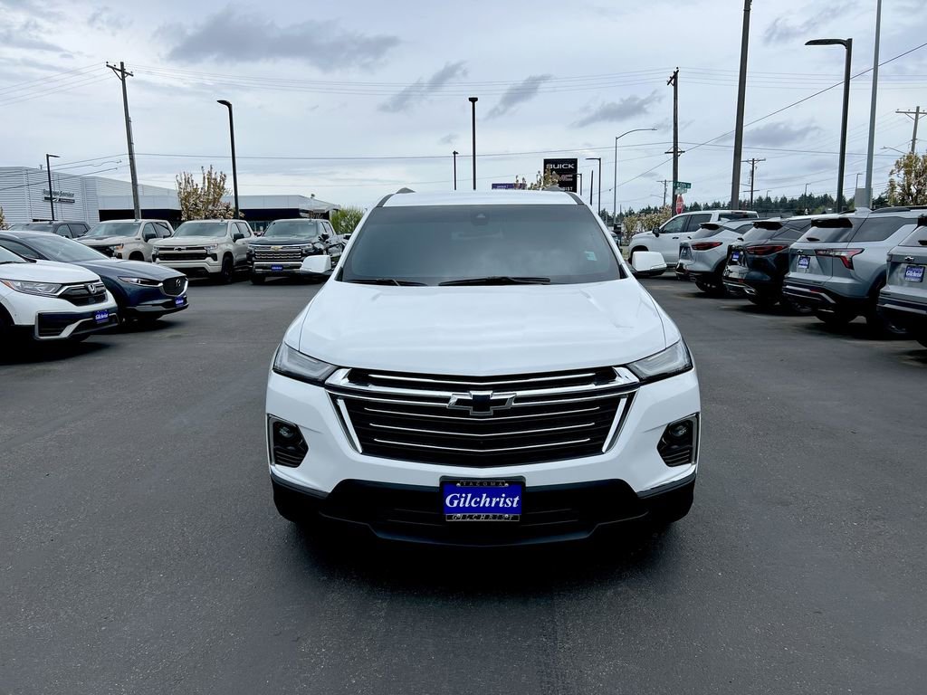 Used 2023 Chevrolet Traverse LT w/ Rear Camera Mirror Package AWD/4WD image 25
