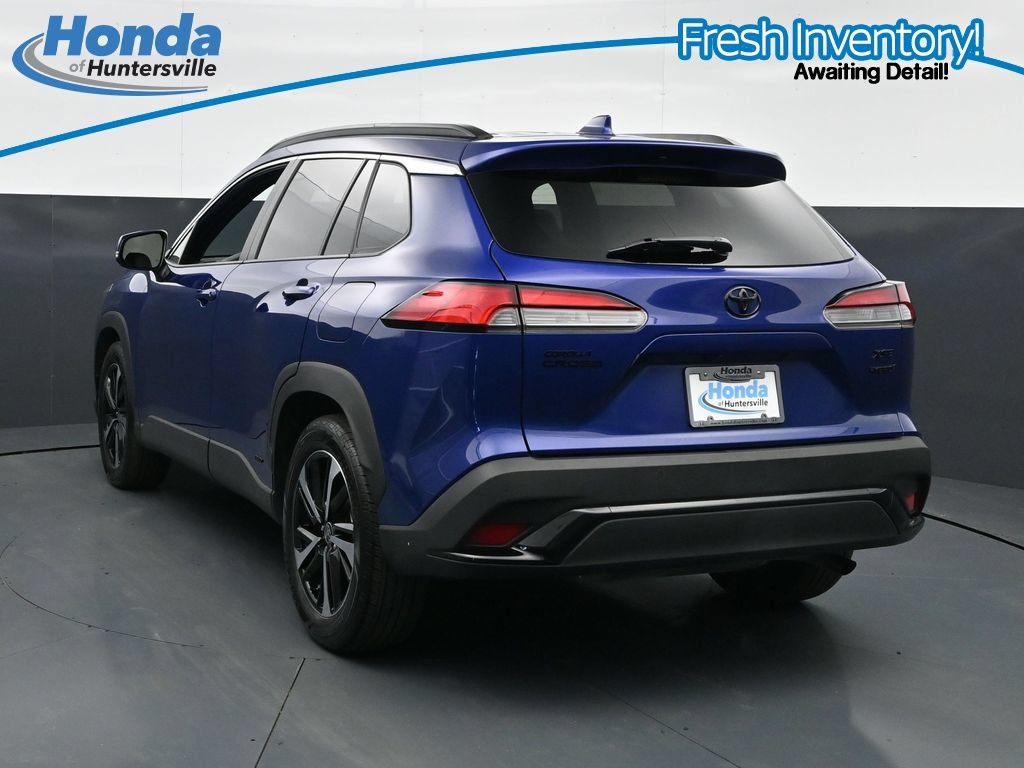 Used 2023 Toyota Corolla Cross AWD Hybrid w/ Convenience Package image 8