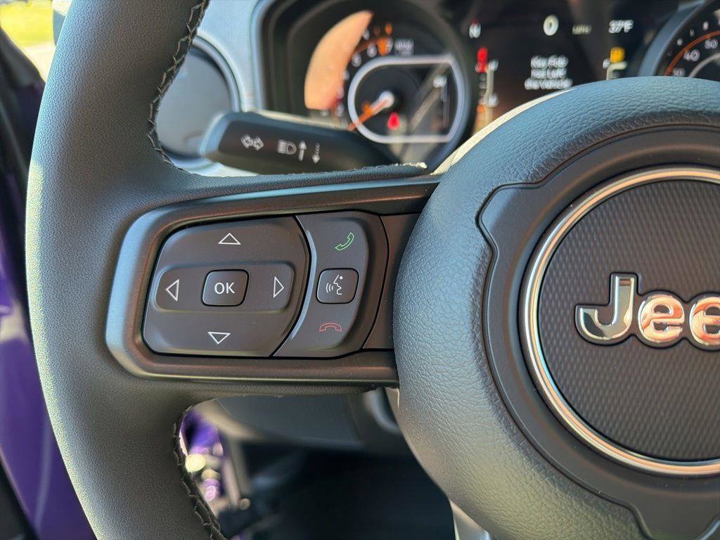 New 2026 Jeep Gladiator Sport AWD/4WD image 44