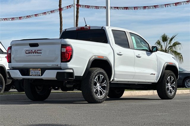 Used 2025 GMC Canyon AT4 image 6