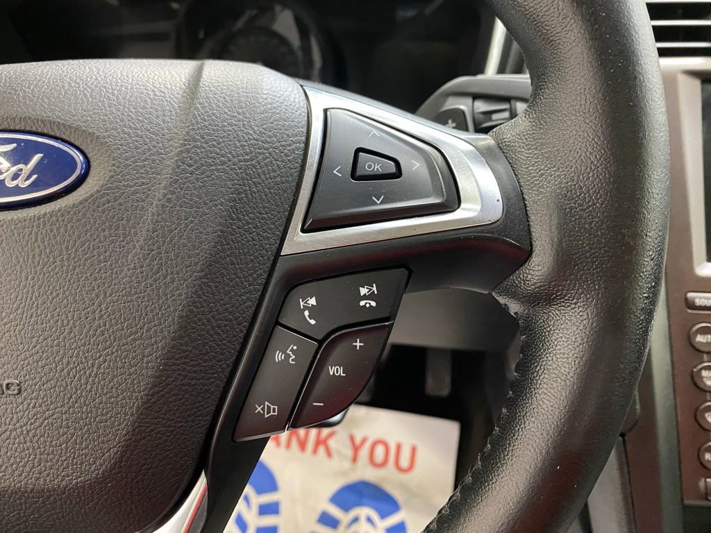 Used 2020 Ford Fusion Titanium AWD/4WD image 23
