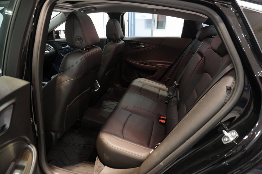 Certified 2023 Chevrolet Malibu LT w/ Midnight Edition image 11