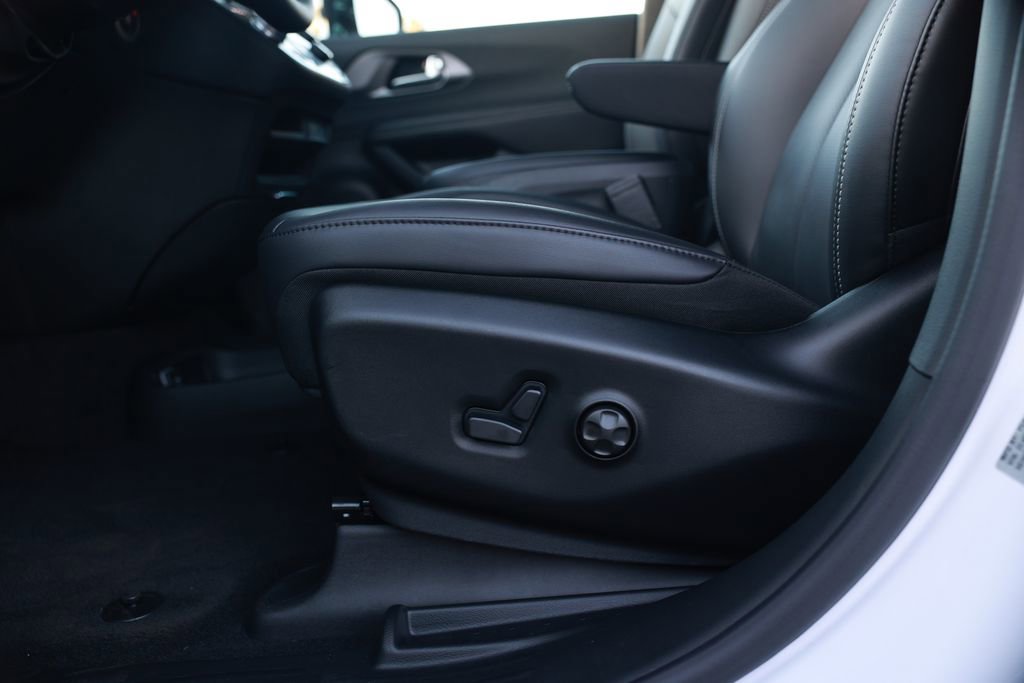 New 2026 Chrysler Pacifica Select image 14