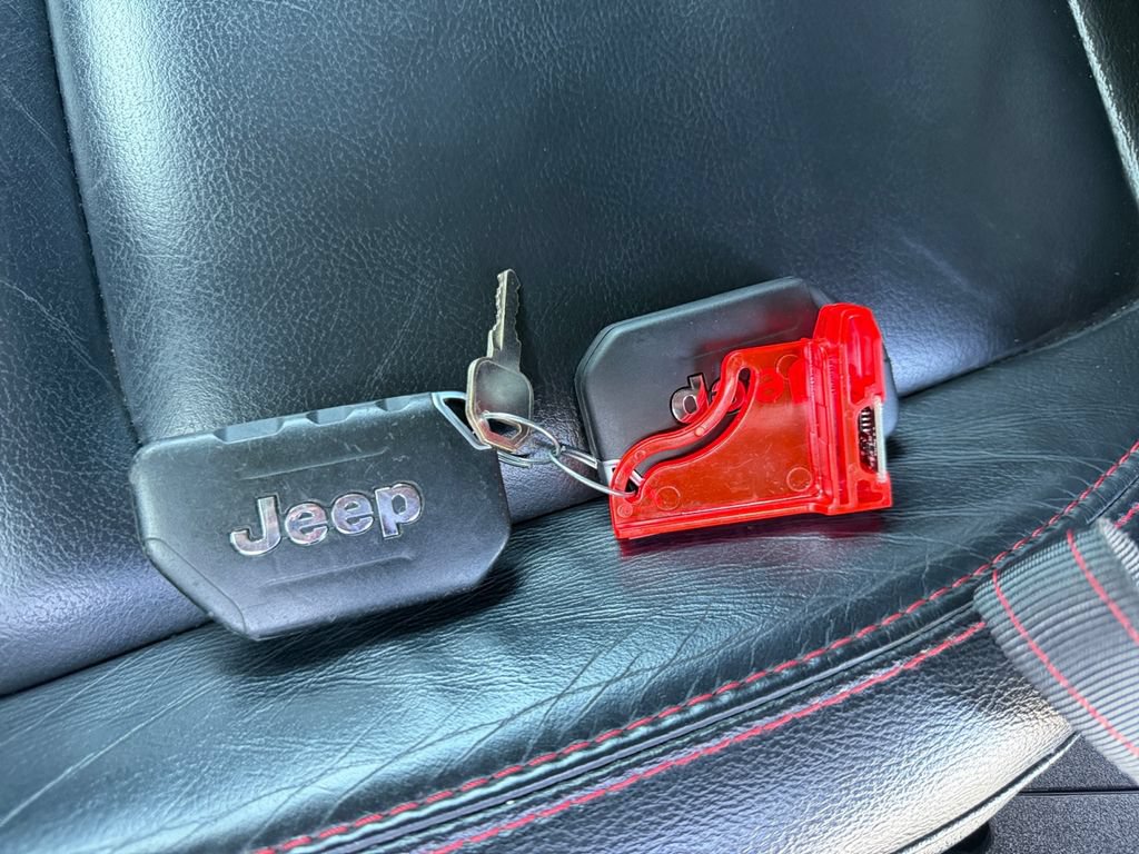 Used 2019 Jeep Wrangler Unlimited Rubicon AWD/4WD image 49