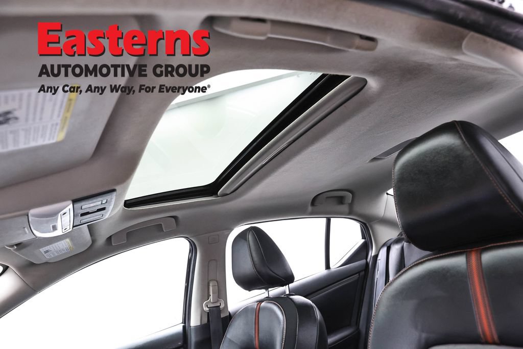 Used 2023 Nissan Sentra SR w/ SR Premium Package FWD image 35