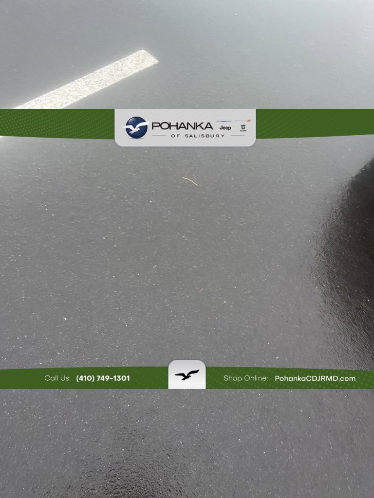 Used 2023 Toyota Camry SE image 1