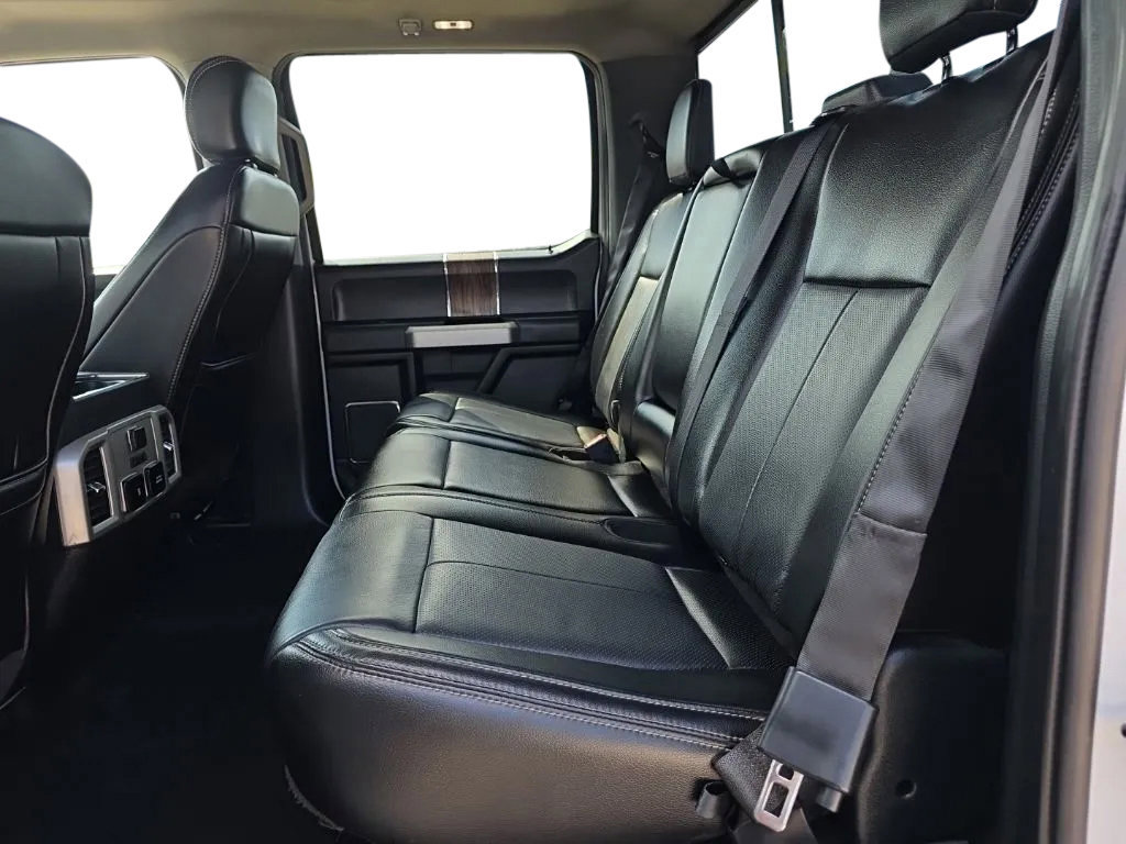 Used 2020 Ford F150 Lariat w/ Equipment Group 502A Luxury AWD/4WD image 18