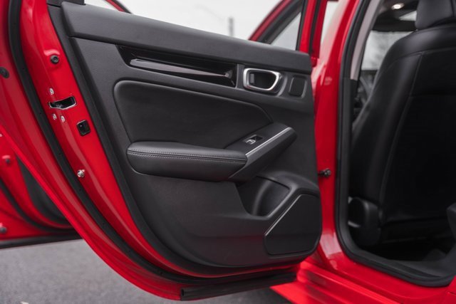 Used 2022 Honda Civic Touring image 37