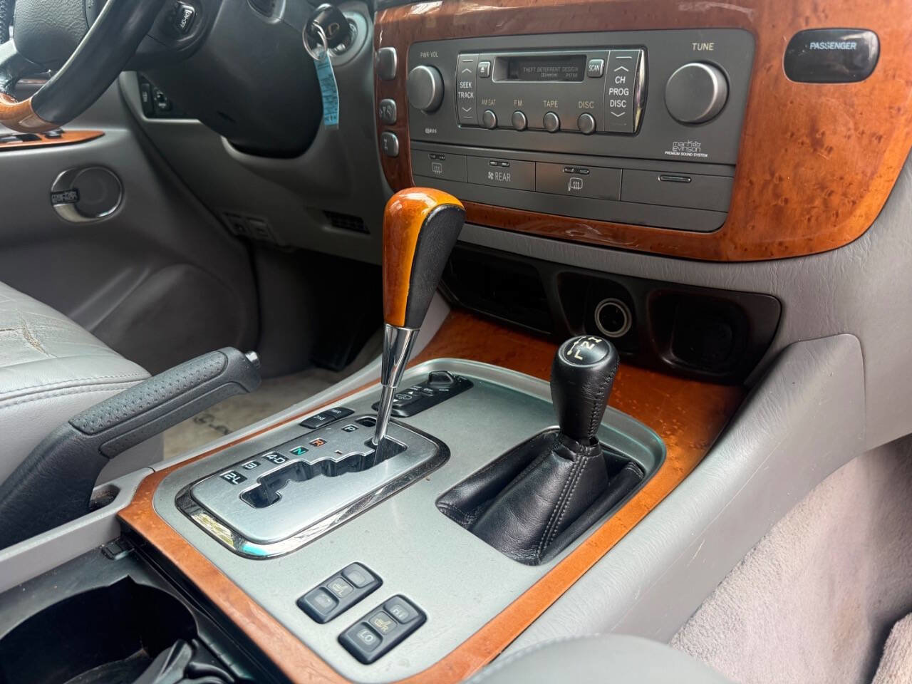 Used 2006 Lexus LX 470 4WD image 18