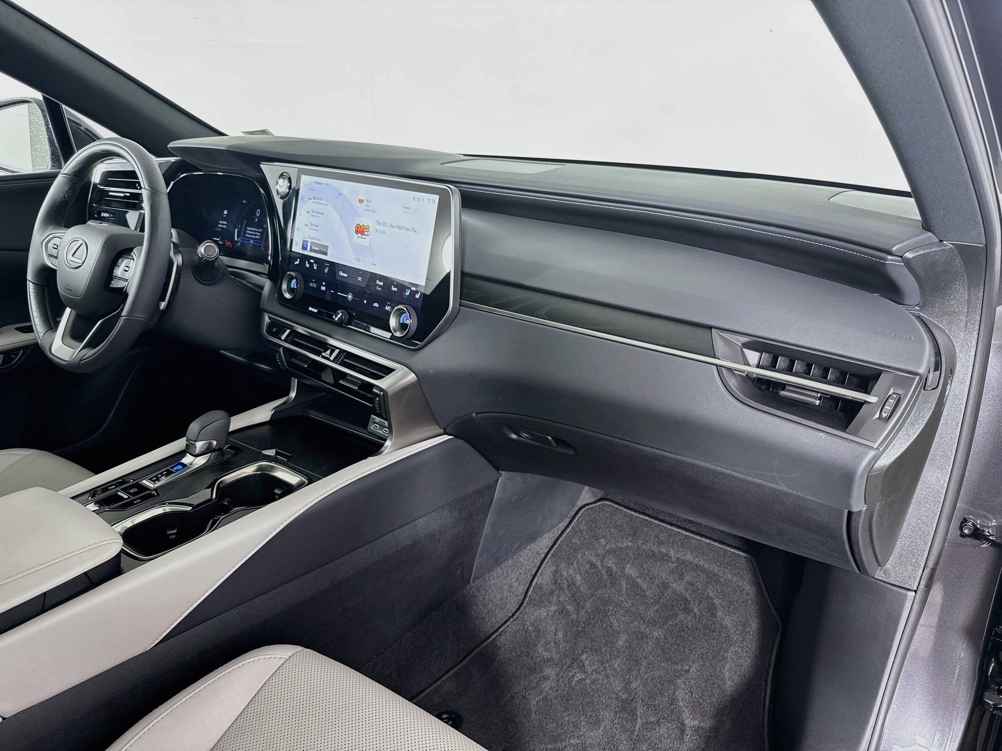 Certified 2025 Lexus RX 350 F Sport w/ Convenience Package FWD image 28