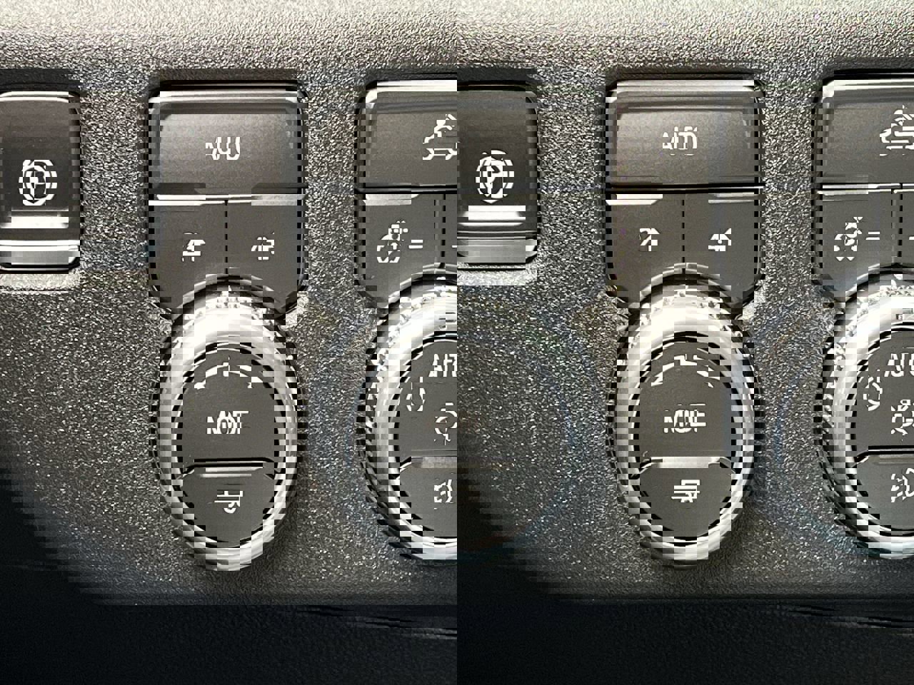 New 2026 GMC Sierra 1500 Elevation image 16