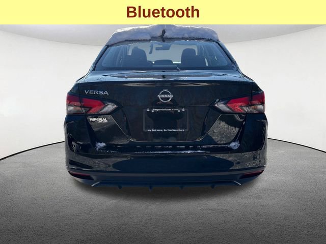 Used 2025 Nissan Versa SV image 10