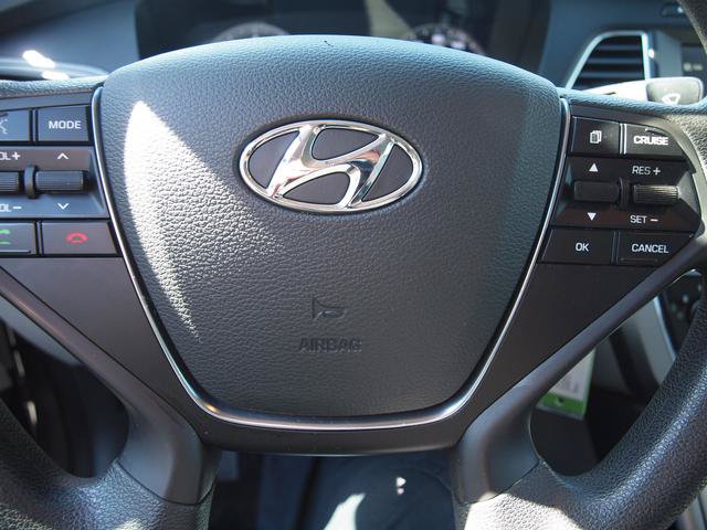Used 2016 Hyundai Sonata SE FWD image 9