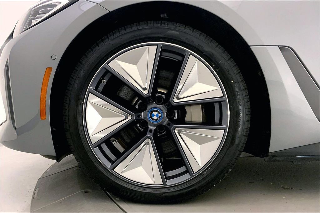 Certified 2023 BMW i4 eDrive35 image 8