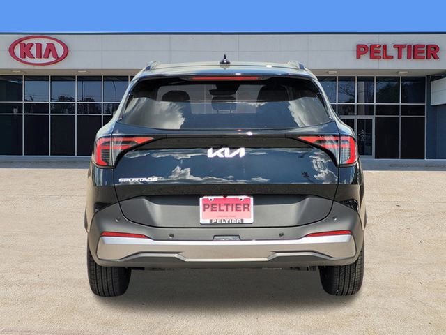 New 2026 Kia Sportage EX FWD image 4