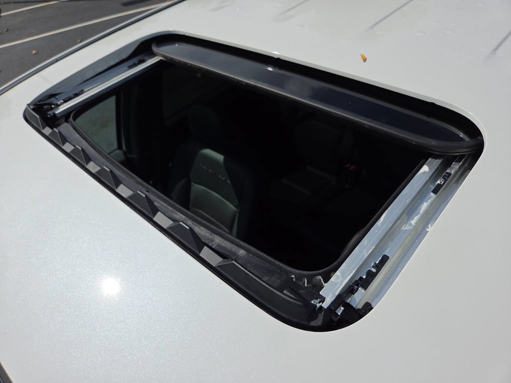 New 2026 Honda Ridgeline Black Edition image 3