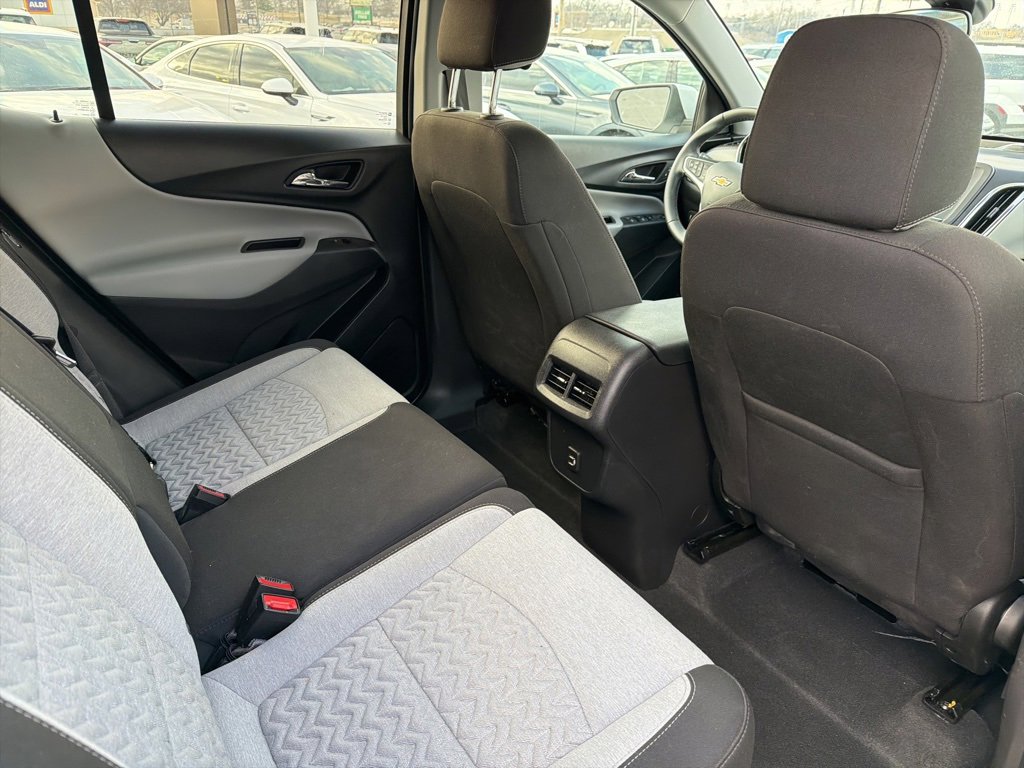 Used 2023 Chevrolet Equinox LT w/ Driver Convenience Package image 8