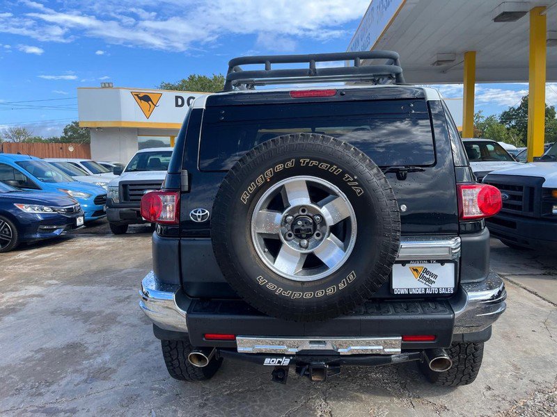 Used 2010 Toyota FJ Cruiser 4WD image 5