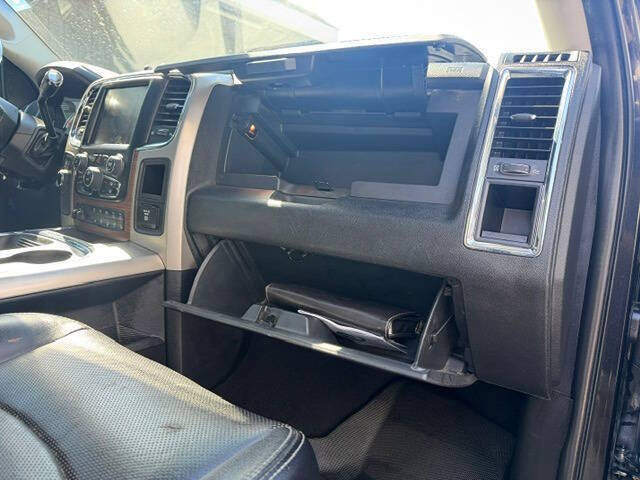 Used 2016 RAM 2500 Laramie w/ Sport Appearance Group AWD/4WD image 39