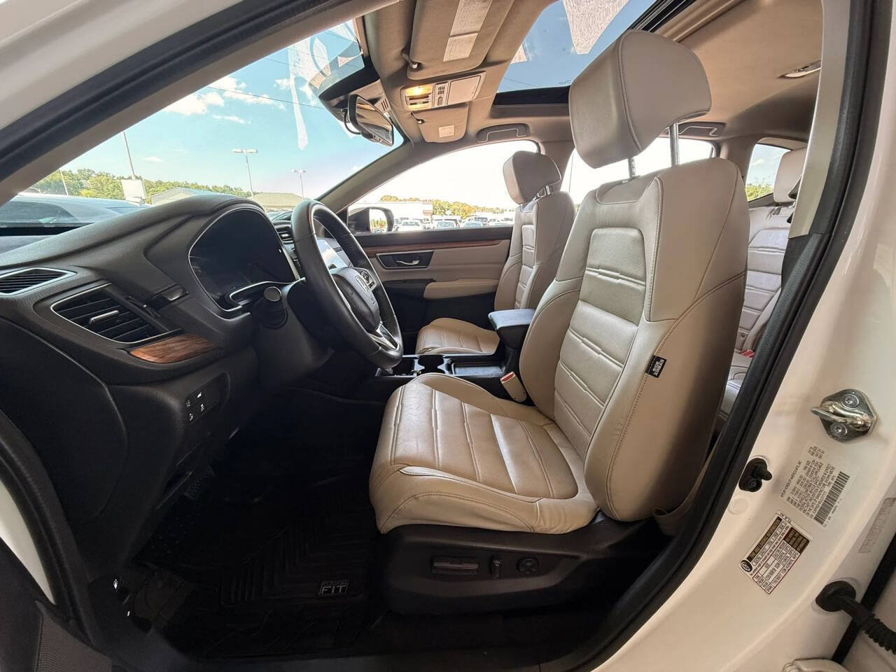 Used 2018 Honda CR-V Touring image 14