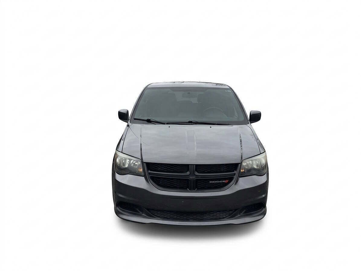 Used 2015 Dodge Grand Caravan SE w/ Quick Order Package 29E SE image 2