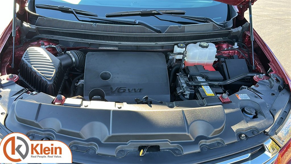 Used 2023 Chevrolet Traverse LT image 34