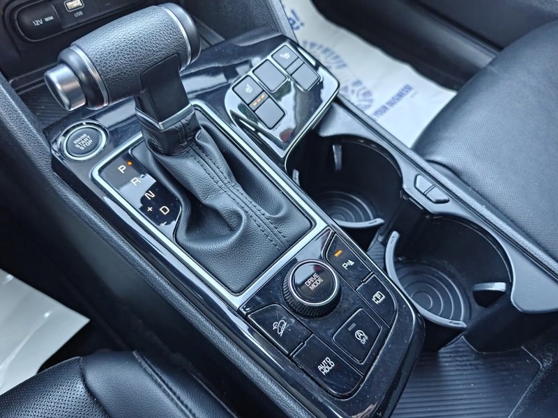 Used 2023 Kia Sportage EX image 25